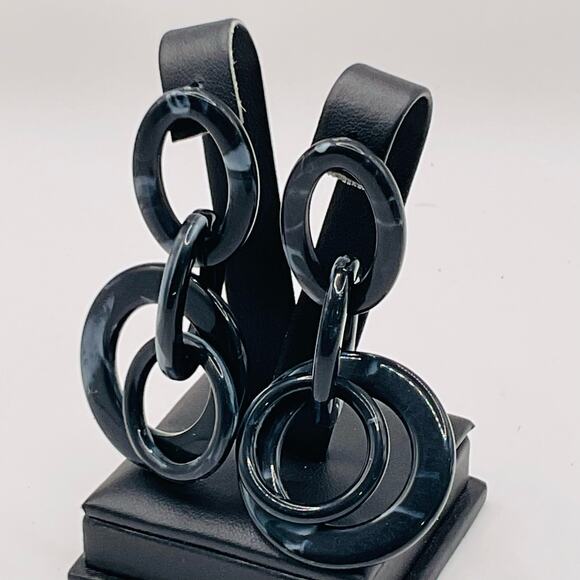 Black Earrings White Marbled Acrylic Dangle Linked Chunky Mid-Century Modern - Picture 1 of 7